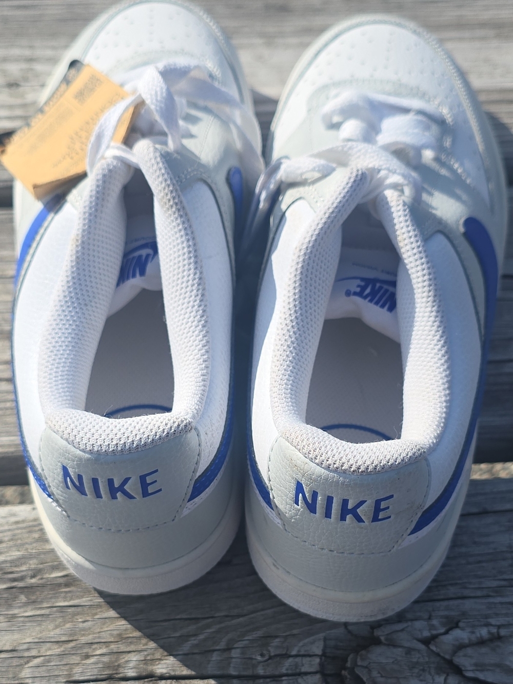 Nike White and Blue Low-Top Athletic Sneakers